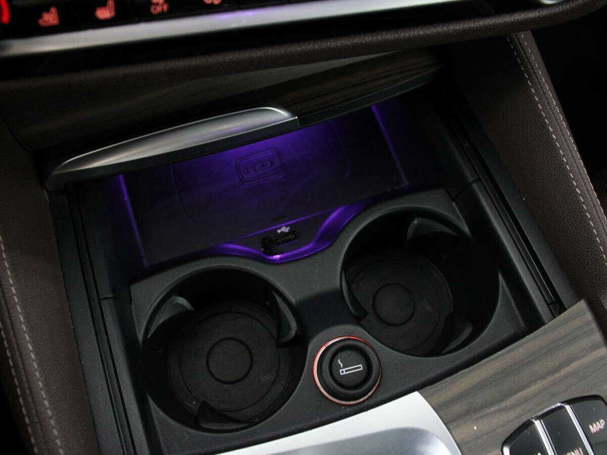 Купить BMW 5 серии 540i xDrive, 2017, 75 124 км, фото №24