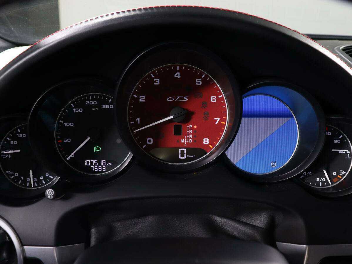 Купить Porsche Cayenne GTS, 2015, 107 400 км, фото №9