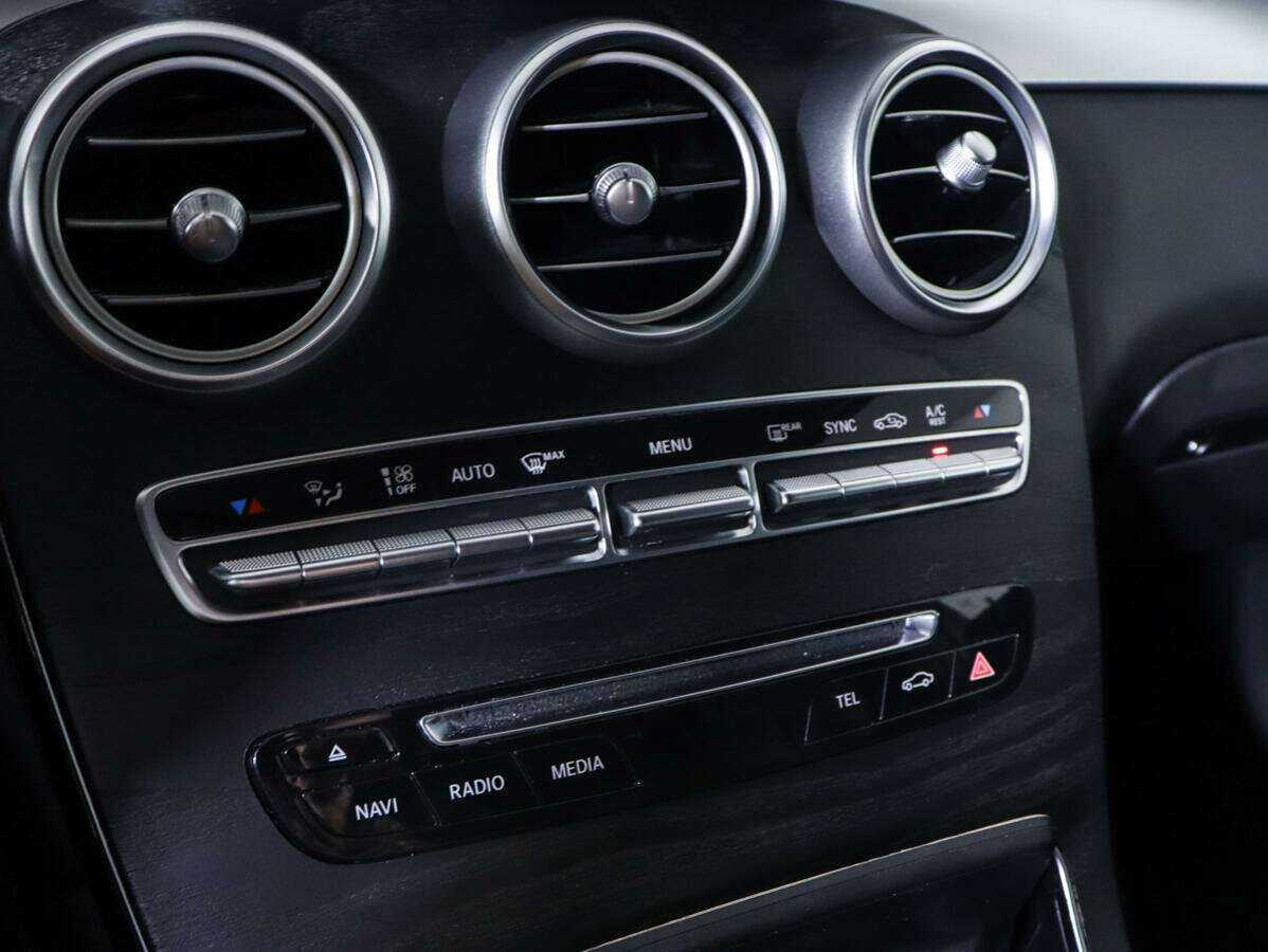Купить Mercedes-Benz GLC 250, 2017, 95 950 км, фото №16