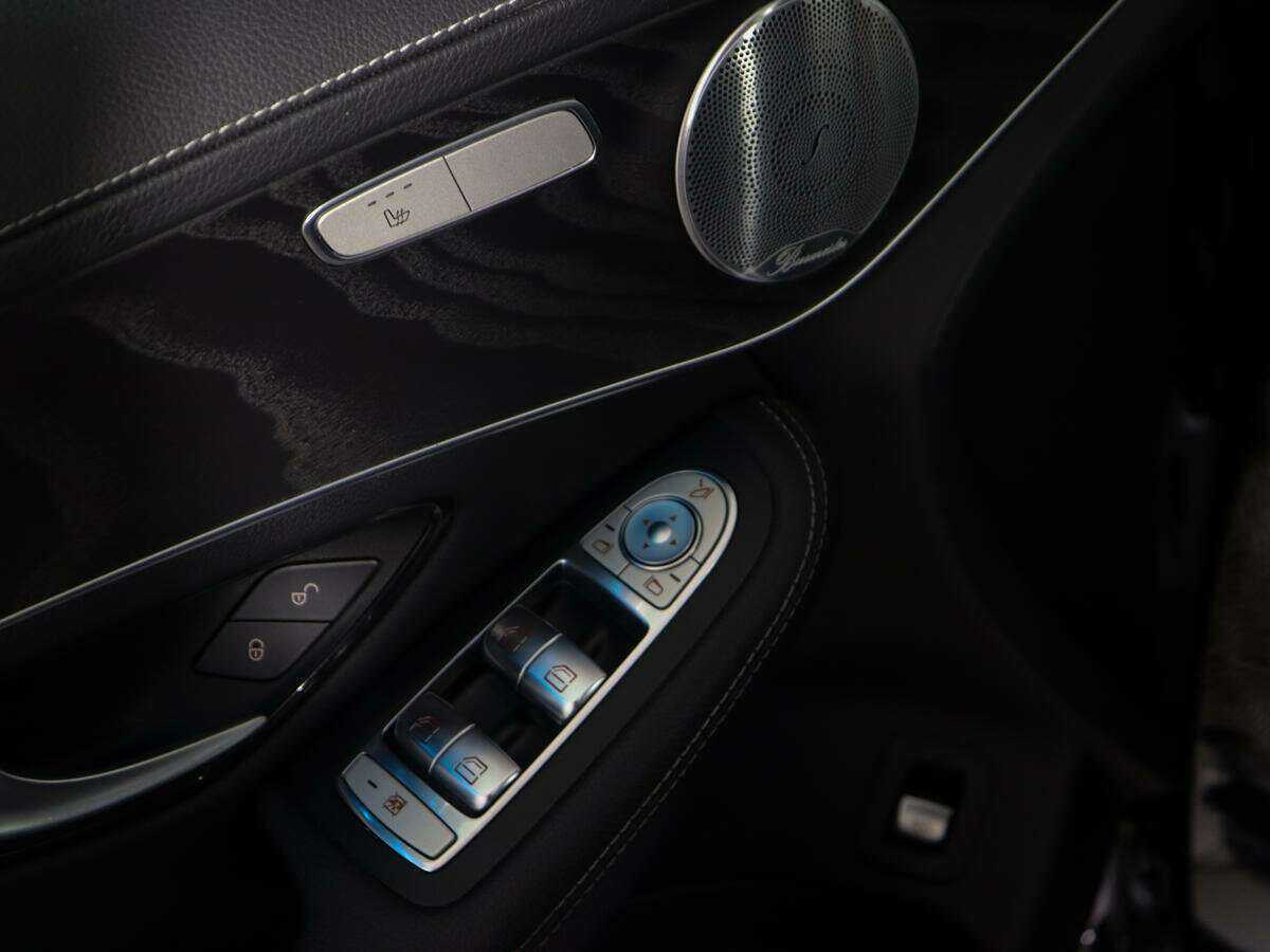 Купить Mercedes-Benz GLC 250 d, 2019, 95 803 км, фото №16