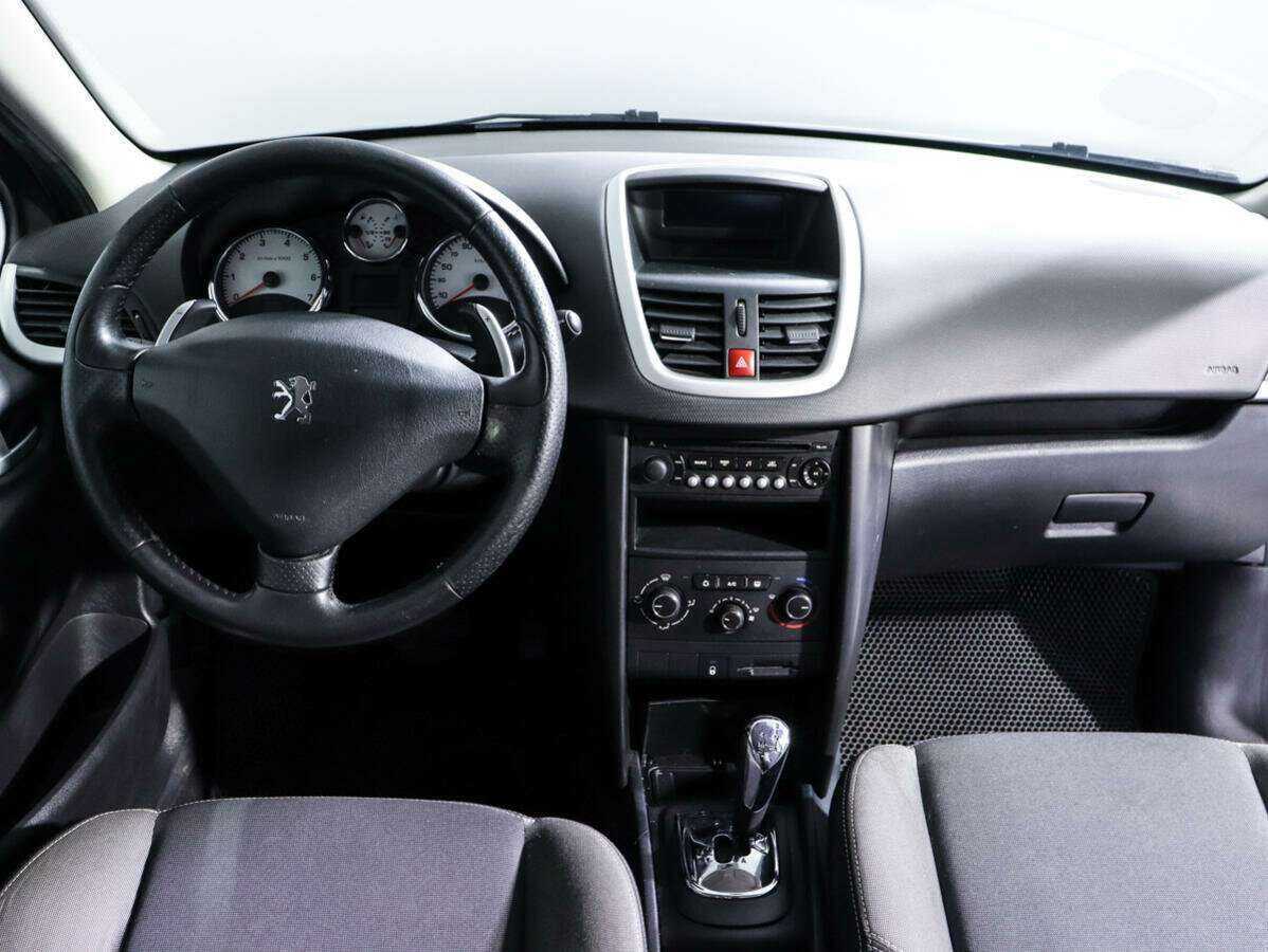 Купить Peugeot 207, 2010, 108 000 км, фото №10