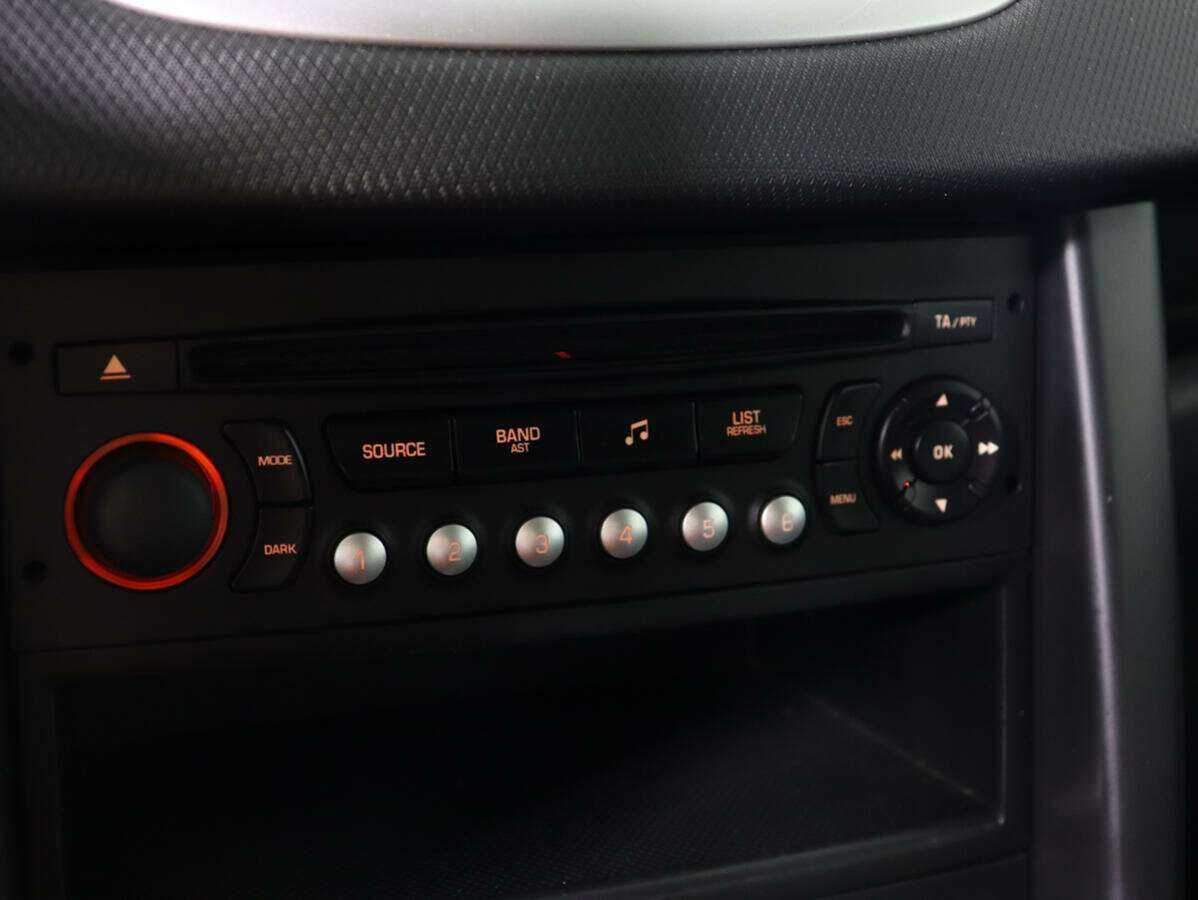 Купить Peugeot 207, 2010, 108 000 км, фото №14