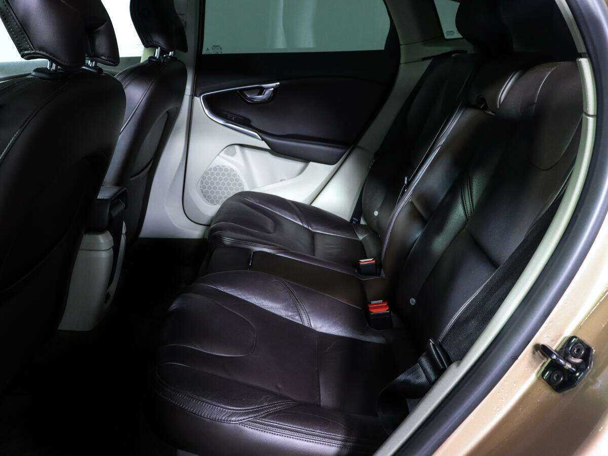 Купить Volvo V40 Cross Country, 2013, 183 310 км, фото №7