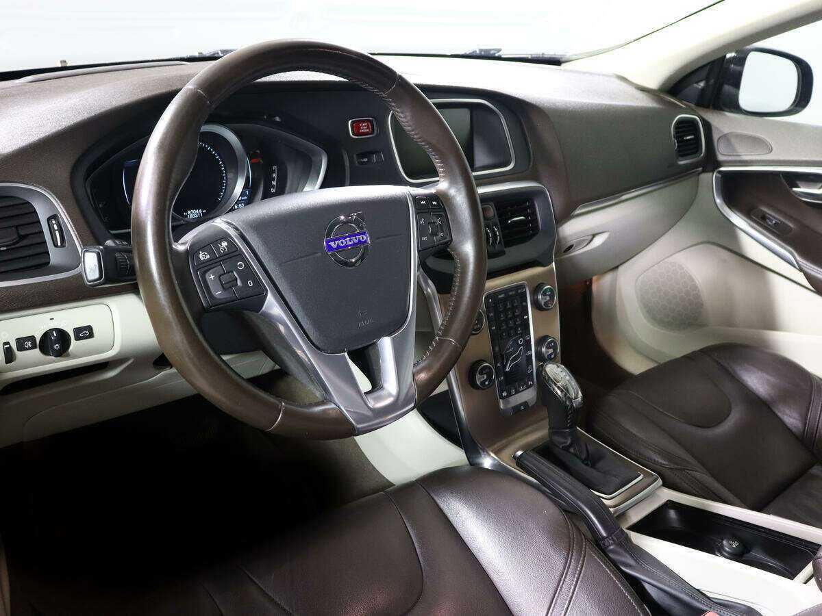 Купить Volvo V40 Cross Country, 2013, 183 310 км, фото №11