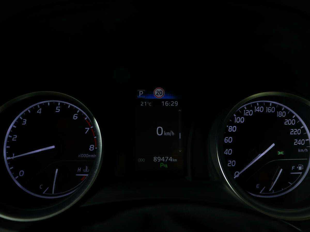 Купить Toyota Camry, 2020, 90 000 км, фото №8