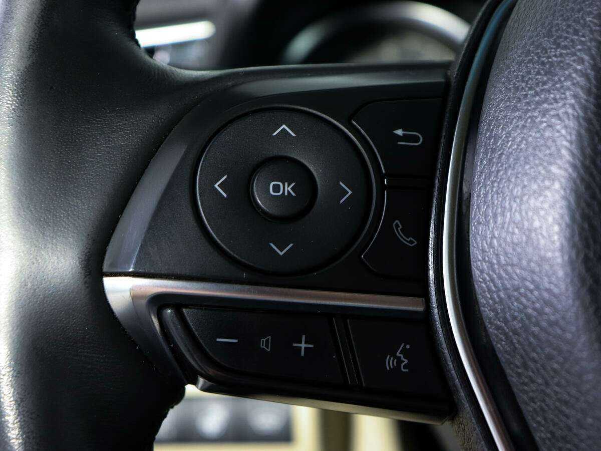 Купить Toyota Camry, 2020, 90 000 км, фото №18