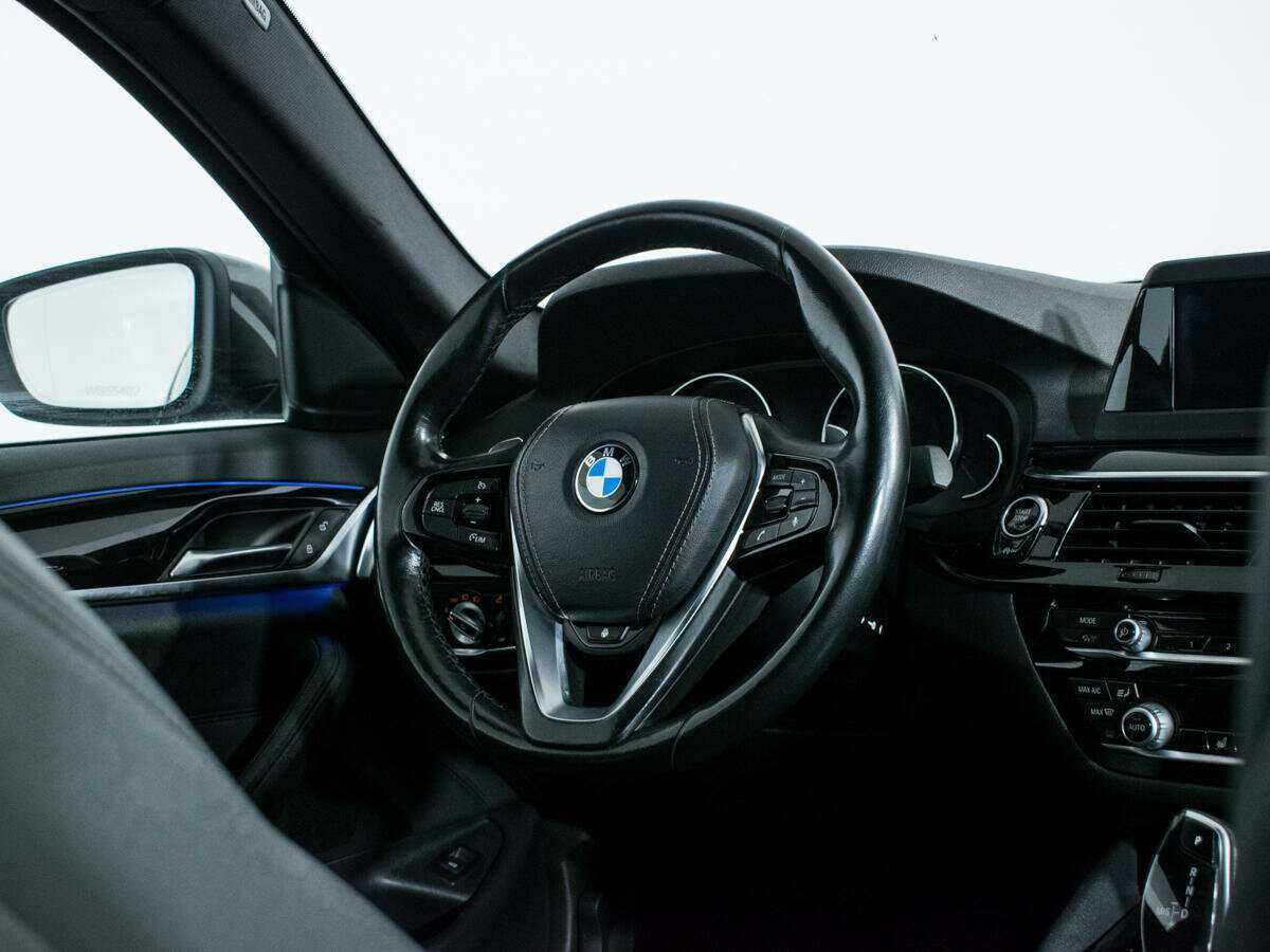 Купить BMW 5 серии 520d xDrive, 2018, 122 580 км, фото №12