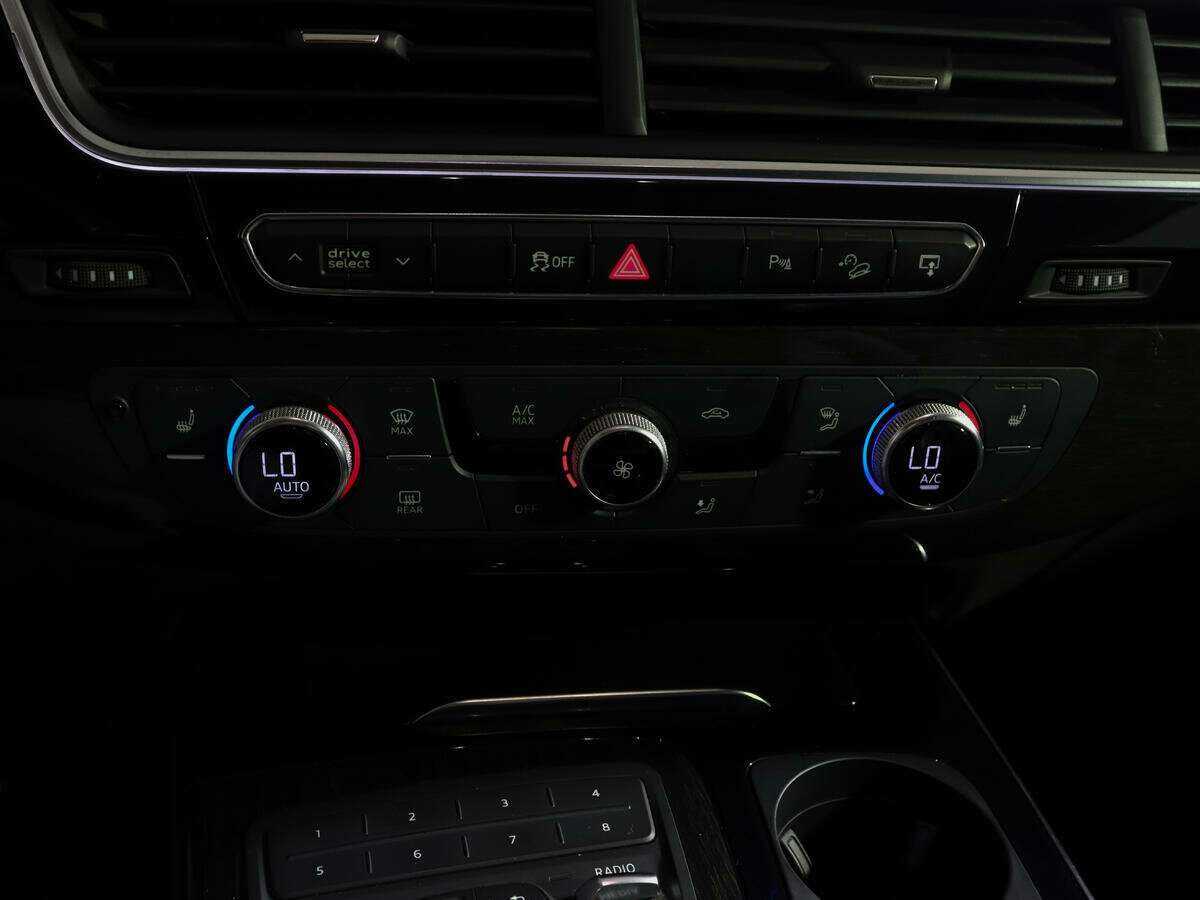 Купить Audi Q7, 2016, 133 000 км, фото №20