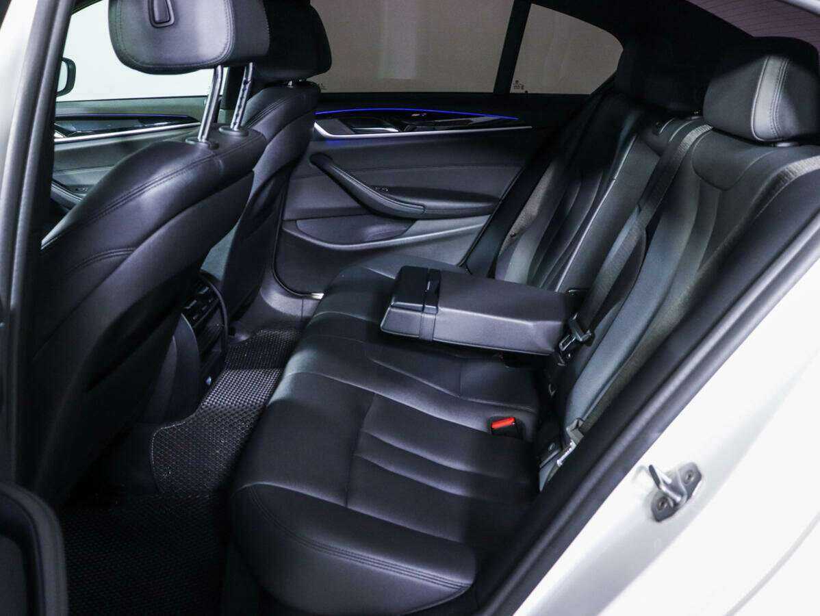 Купить BMW 5 серии 520d xDrive, 2018, 175 697 км, фото №8