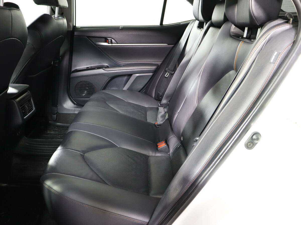 Купить Toyota Camry, 2020, 116 597 км, фото №7