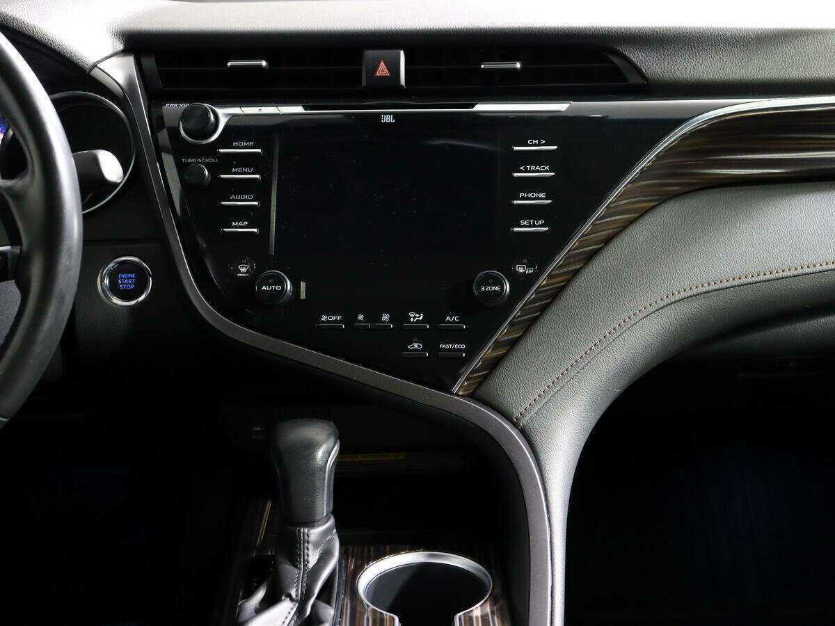 Купить Toyota Camry, 2020, 116 597 км, фото №9