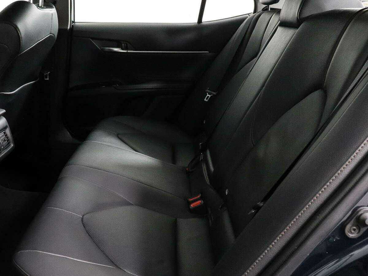 Купить Toyota Camry, 2020, 42 250 км, фото №6