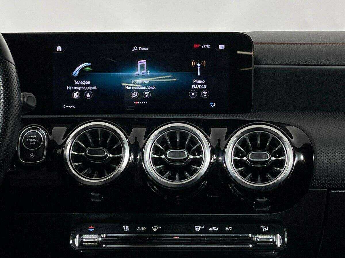 Купить Mercedes-Benz CLA 200, 2021, 63 000 км, фото №13