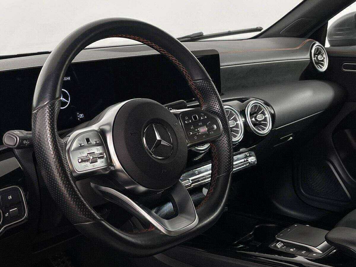 Купить Mercedes-Benz CLA 200, 2021, 63 000 км, фото №14