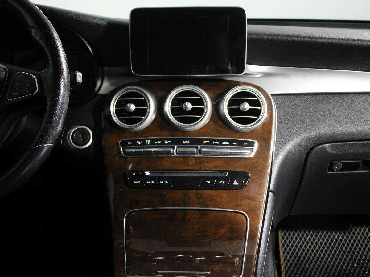 Купить Mercedes-Benz GLC 220 d, 2015, 79 282 км, фото №10