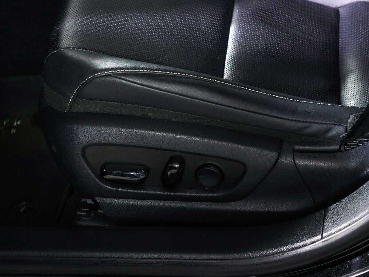 Купить Lexus ES 250, 2020, 98 200 км, фото №20