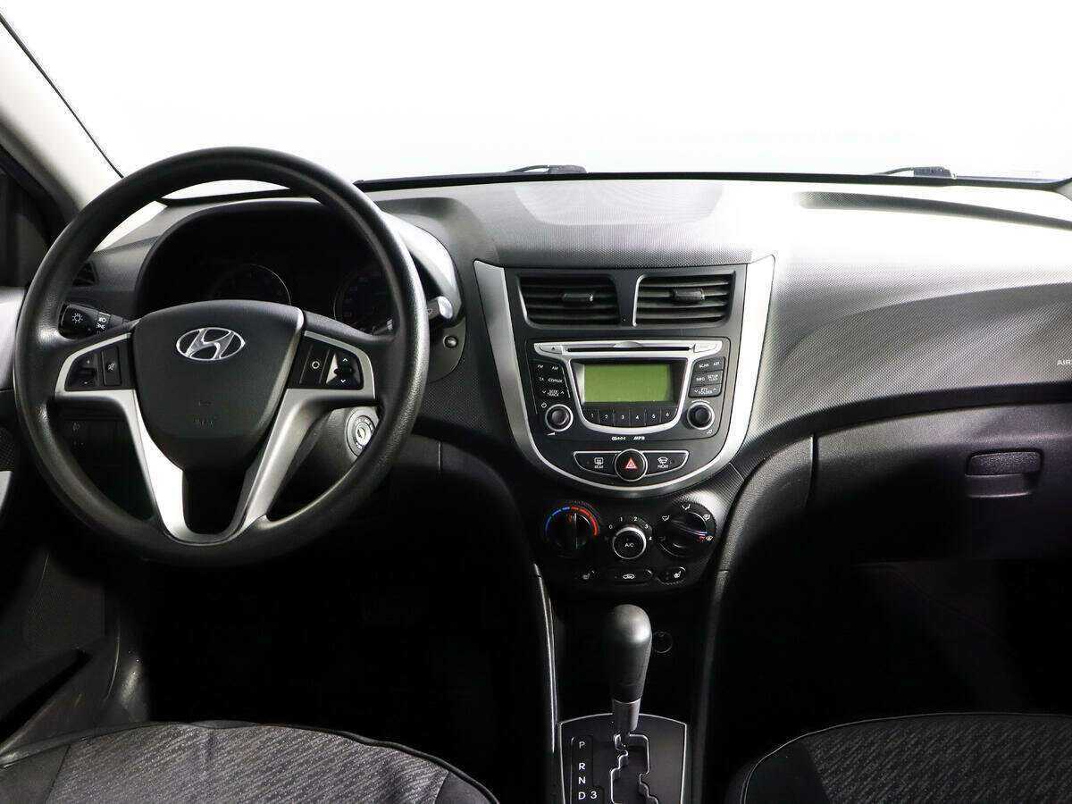 Купить Hyundai Solaris, 2011, 115 000 км, фото №12