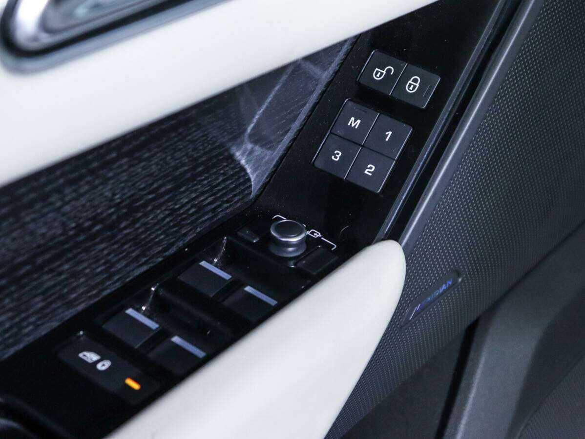 Купить Land Rover Range Rover Velar, 2018, 72 497 км, фото №17