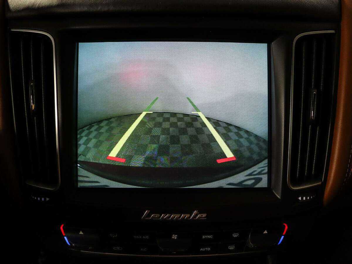 Купить Maserati Levante Diesel, 2016, 129 401 км, фото №14