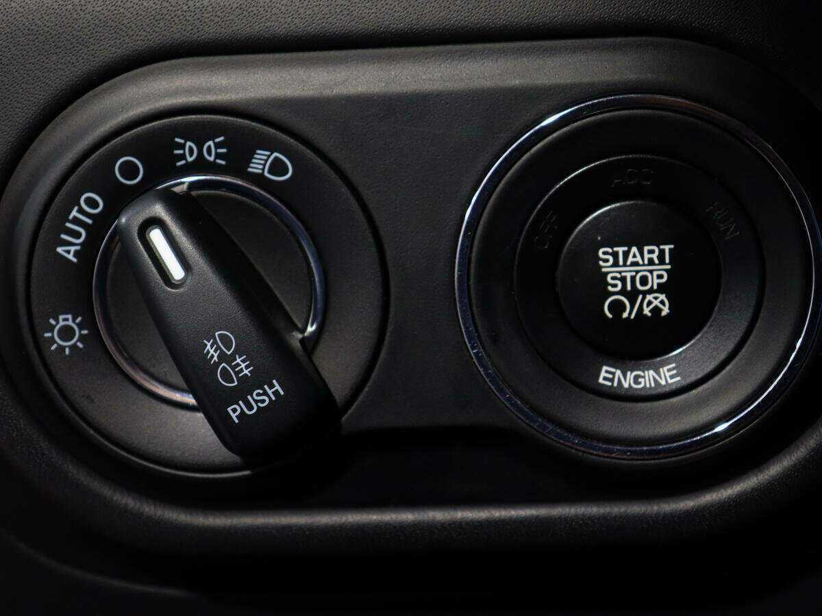 Купить Maserati Levante Diesel, 2016, 129 401 км, фото №19