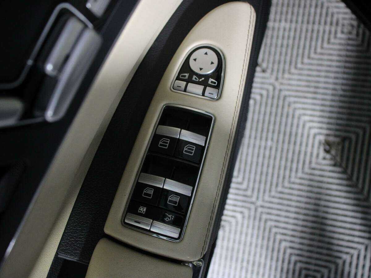 Купить Mercedes-Benz S-Класс 350, 2011, 208 955 км, фото №20