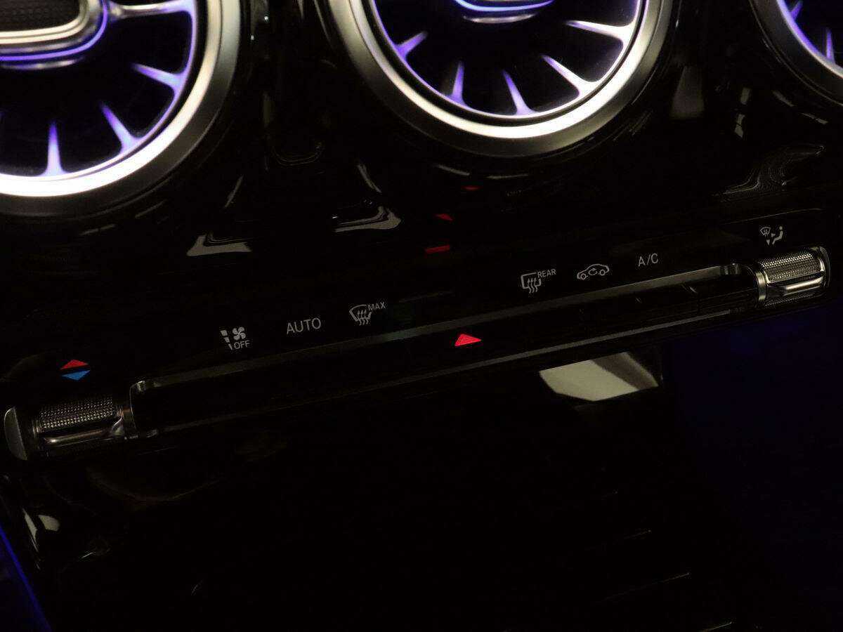 Купить Mercedes-Benz CLA 250, 2019, 48 150 км, фото №15