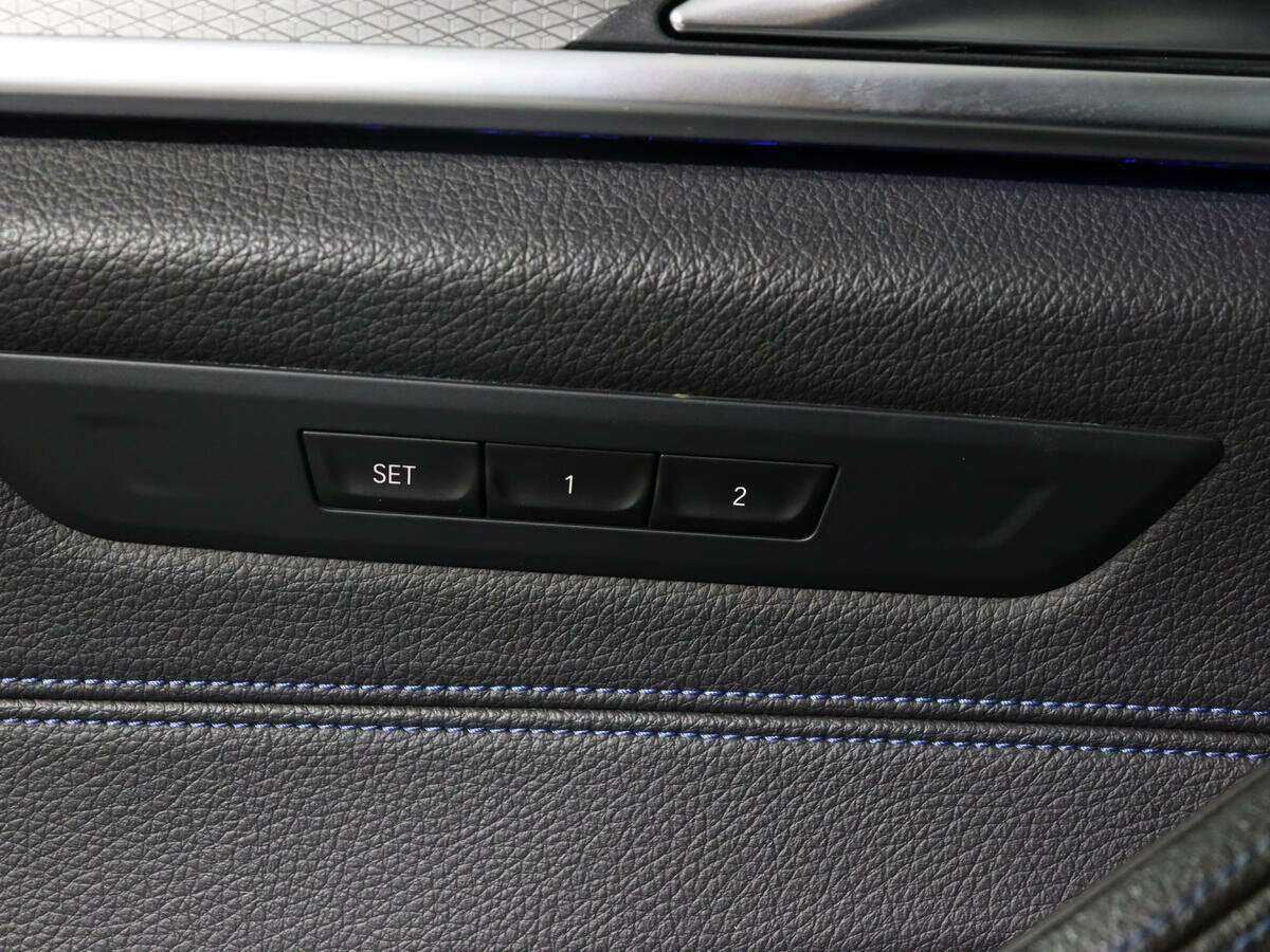 Купить BMW 5 серии 530i xDrive, 2018, 135 000 км, фото №17