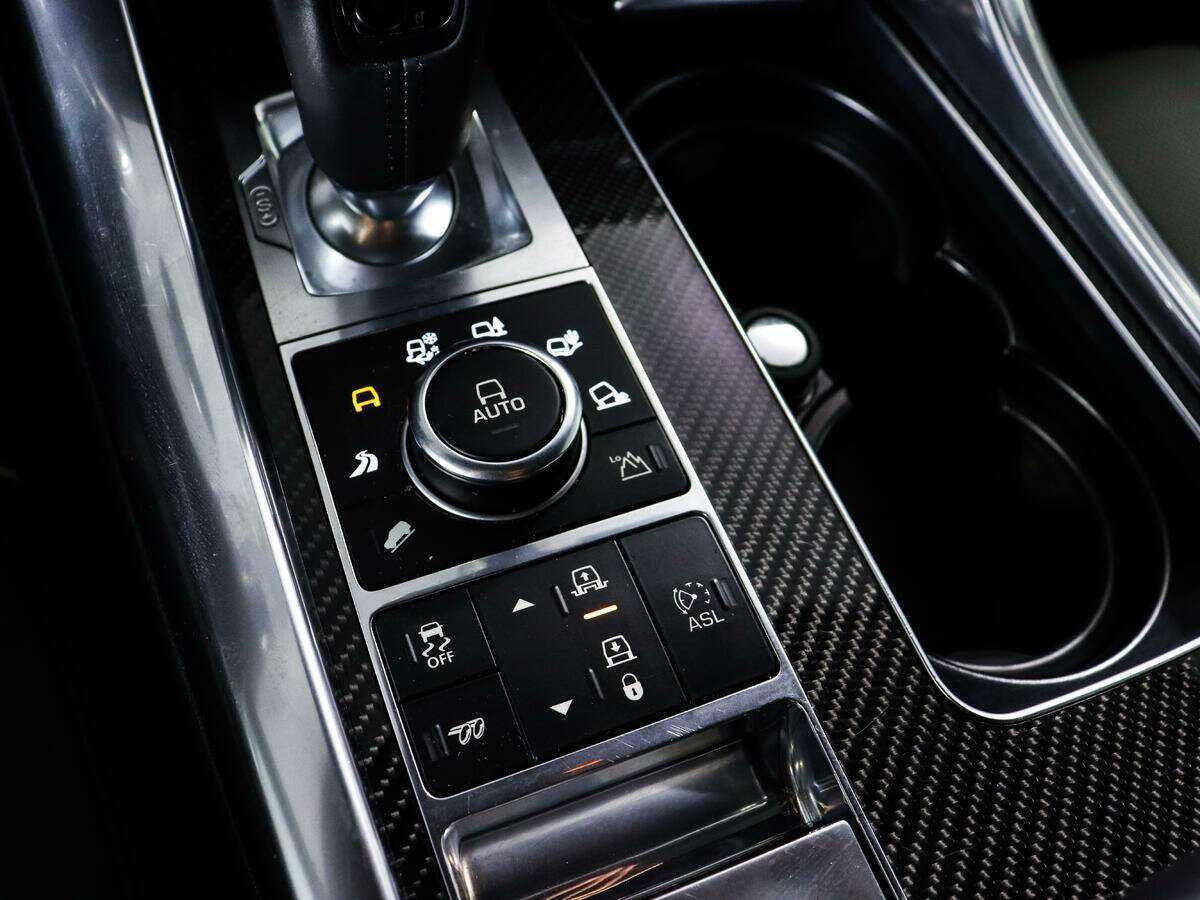 Купить Land Rover Range Rover Sport SVR, 2015, 86 081 км, фото №27