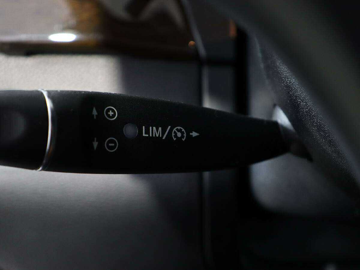 Купить Mercedes-Benz GLS 350 d, 2016, 225 836 км, фото №26