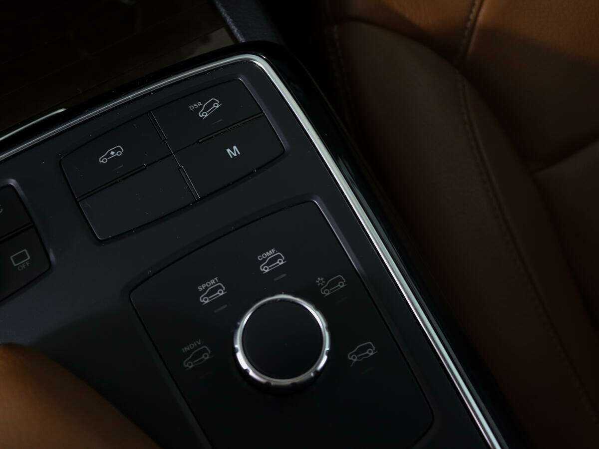 Купить Mercedes-Benz GLS 350 d, 2016, 225 836 км, фото №28