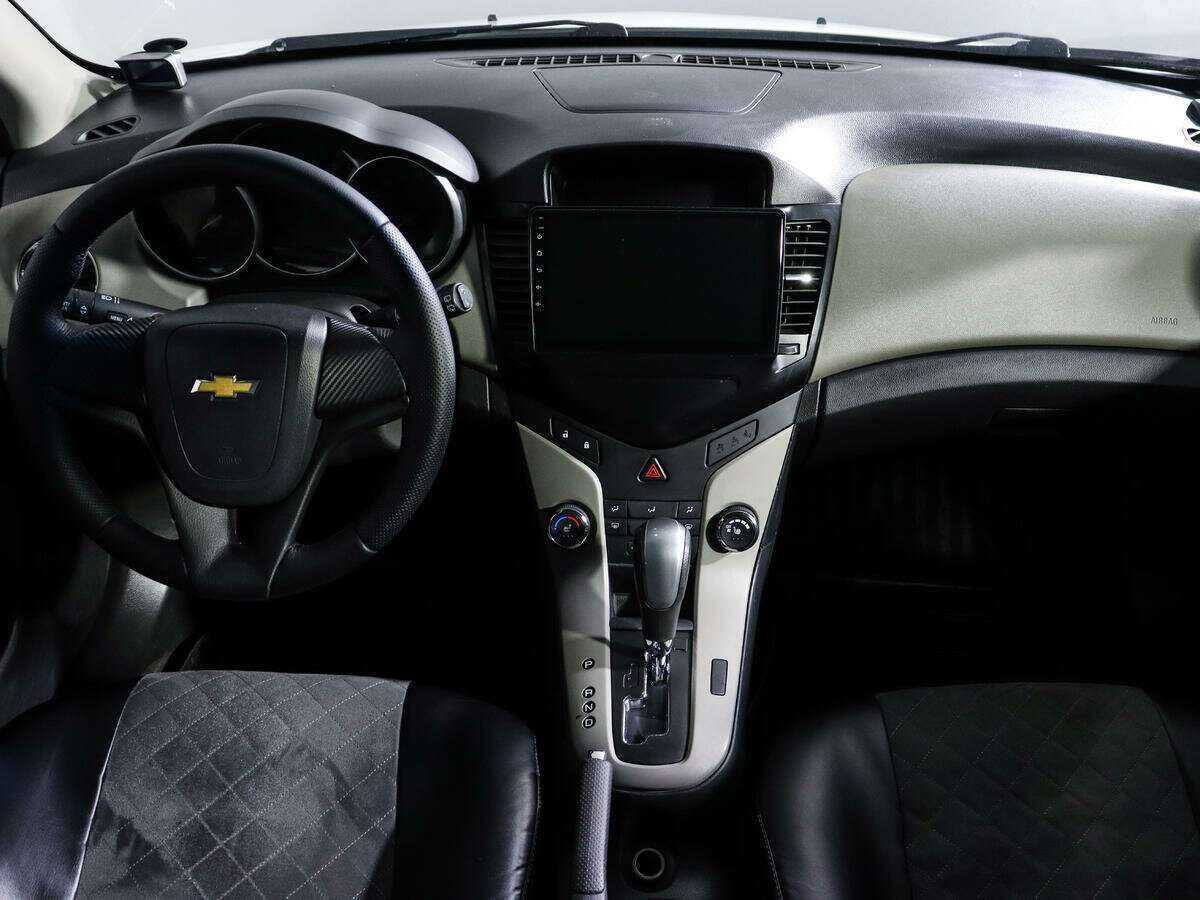 Купить Chevrolet Cruze, 2012, 173 978 км, фото №12