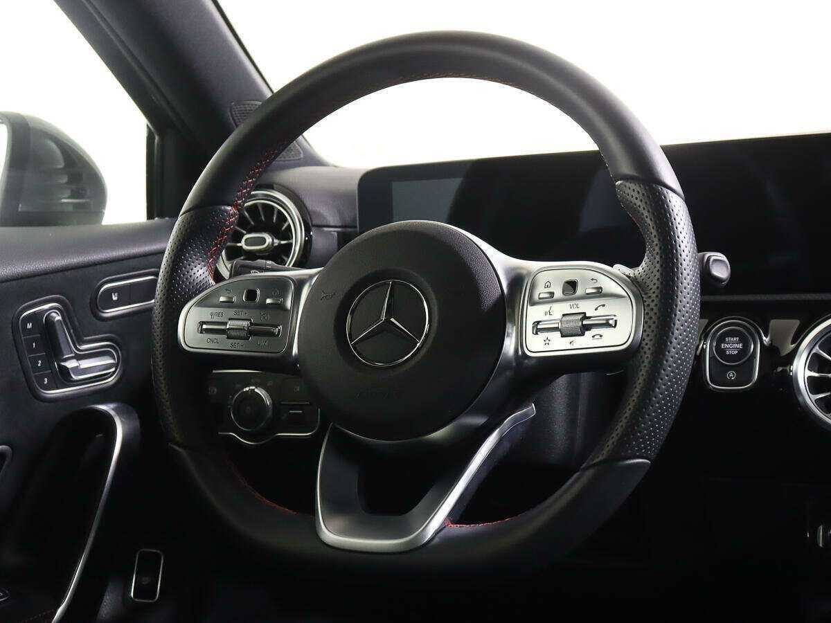 Купить Mercedes-Benz A-Класс AMG 35 AMG, 2020, 28 500 км, фото №16