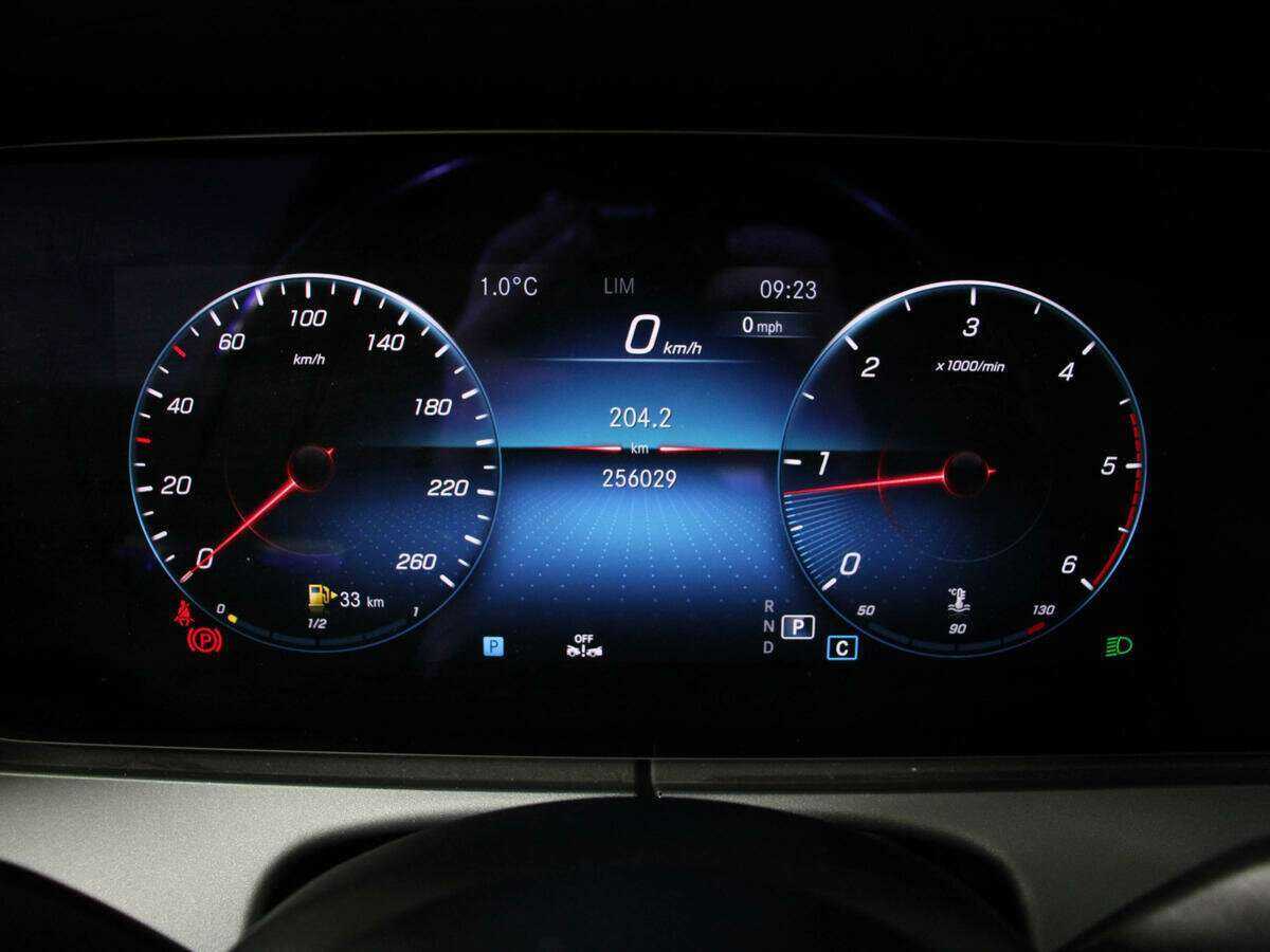 Купить Mercedes-Benz E-Класс 200 d, 2020, 256 028 км, фото №9