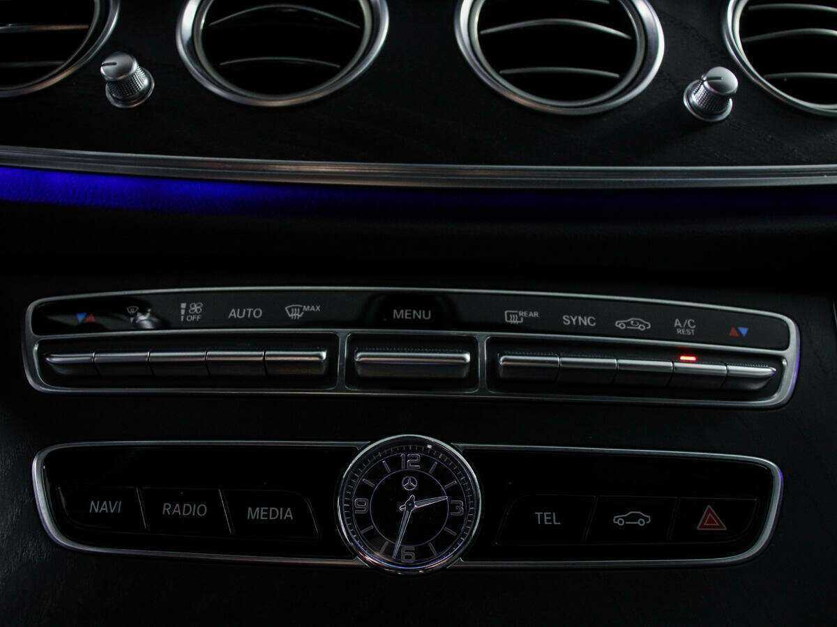 Купить Mercedes-Benz E-Класс All-Terrain 220 d, 2017, 77 000 км, фото №16
