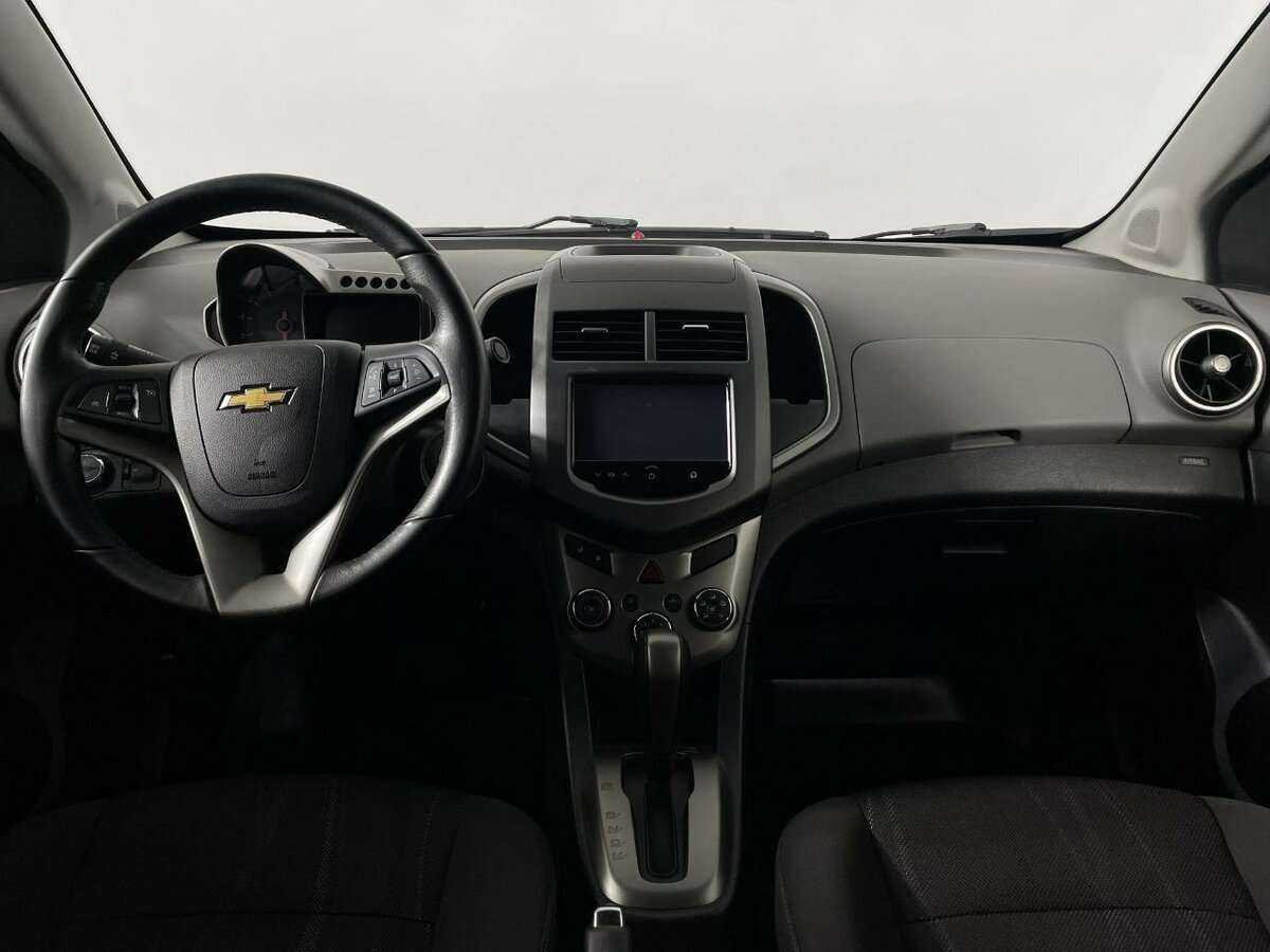 Купить Chevrolet Aveo, 2015, 103 623 км, фото №5