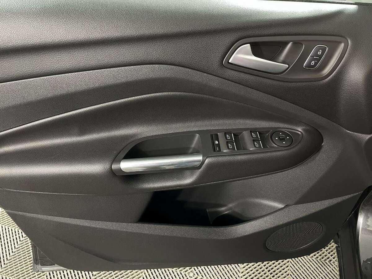 Купить Ford Kuga, 2017, 65 130 км, фото №8