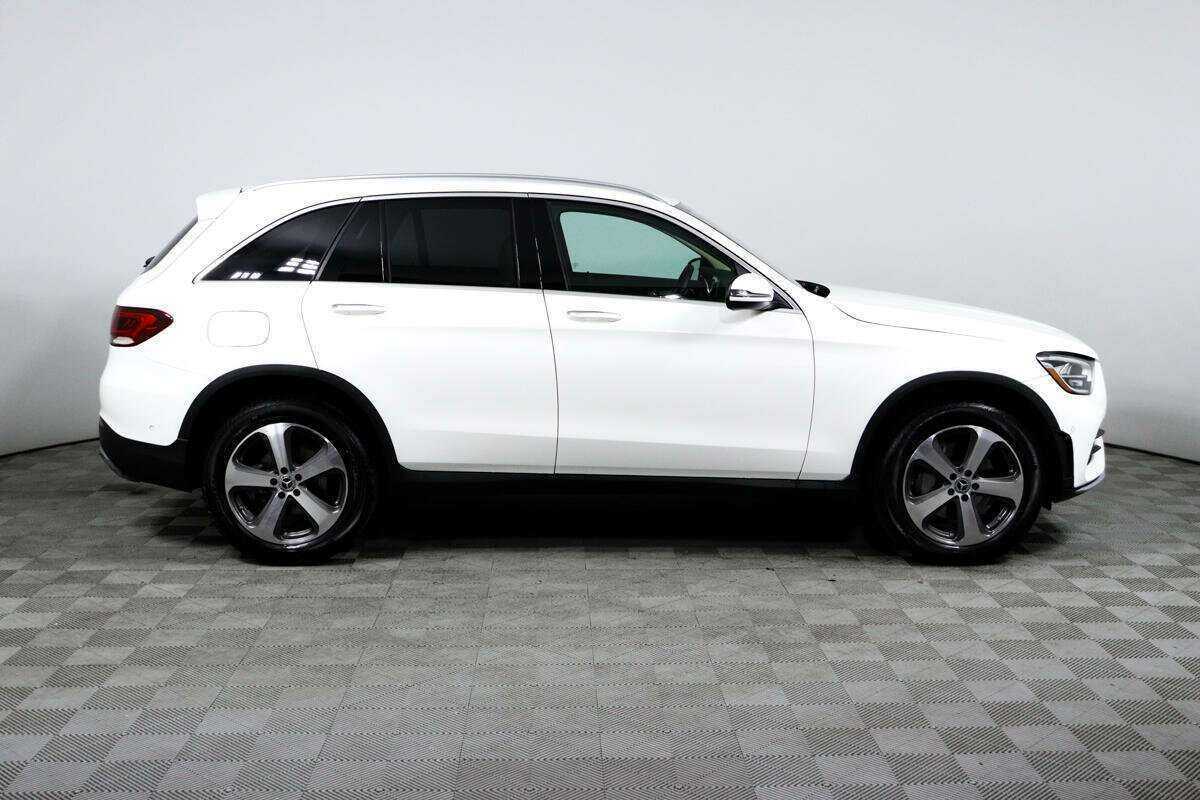 Купить Mercedes-Benz GLC 300, 2022, 7 311 км, фото №4