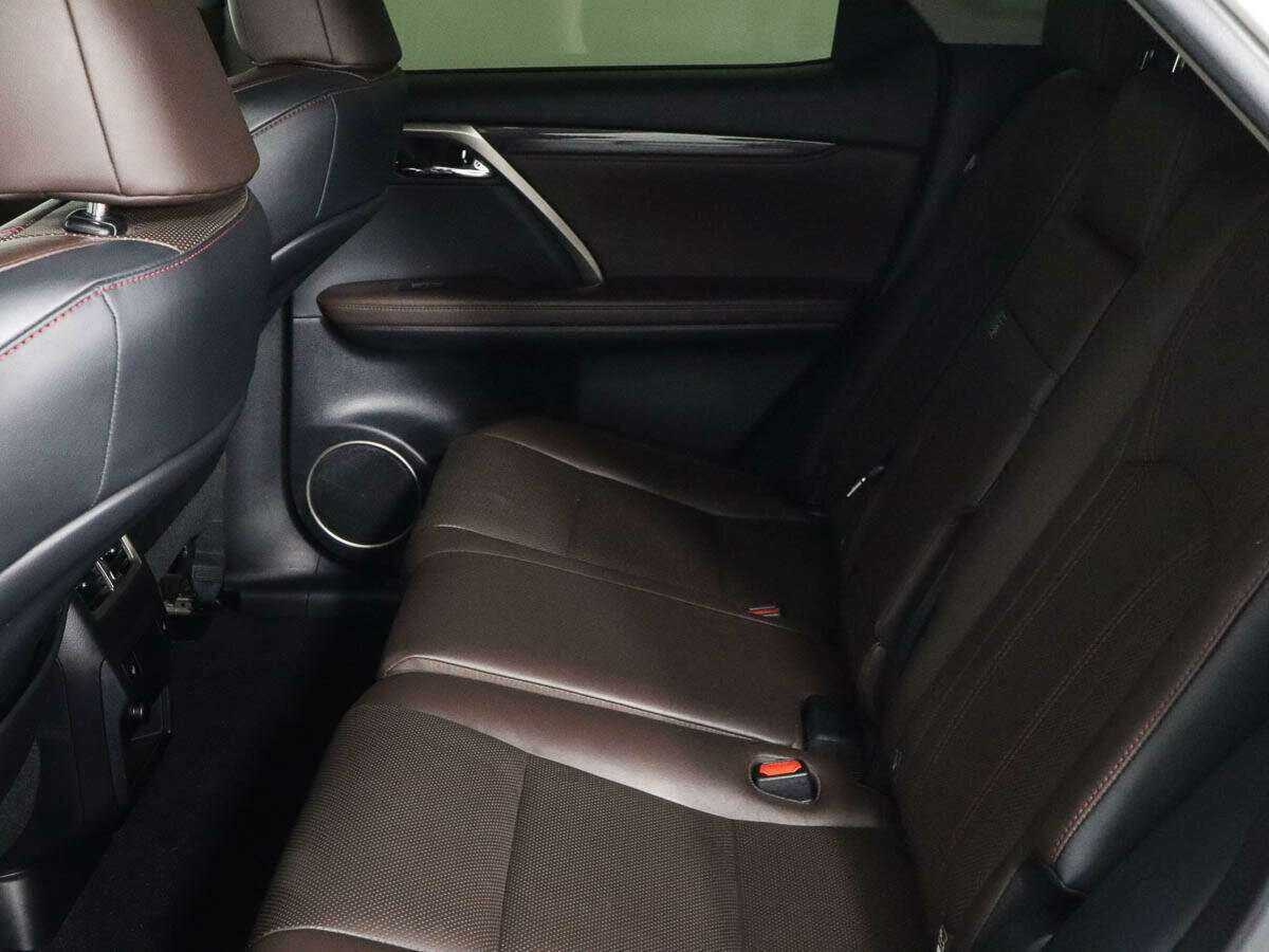 Купить Lexus RX 200t, 2017, 100 500 км, фото №7