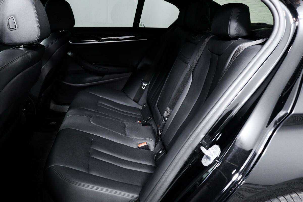 Купить BMW 5 серии 520d xDrive, 2018, 69 648 км, фото №12