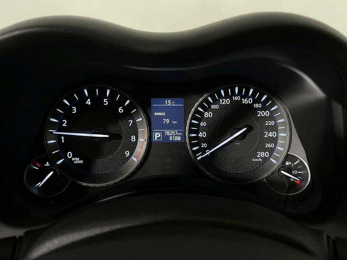 Купить Infiniti Q70, 2016, 78 000 км, фото №11