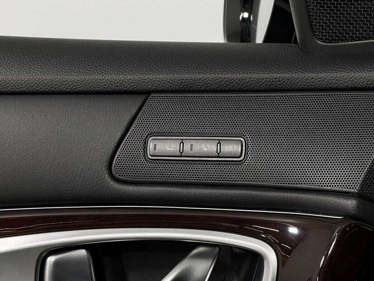 Купить Infiniti Q70, 2016, 78 000 км, фото №16