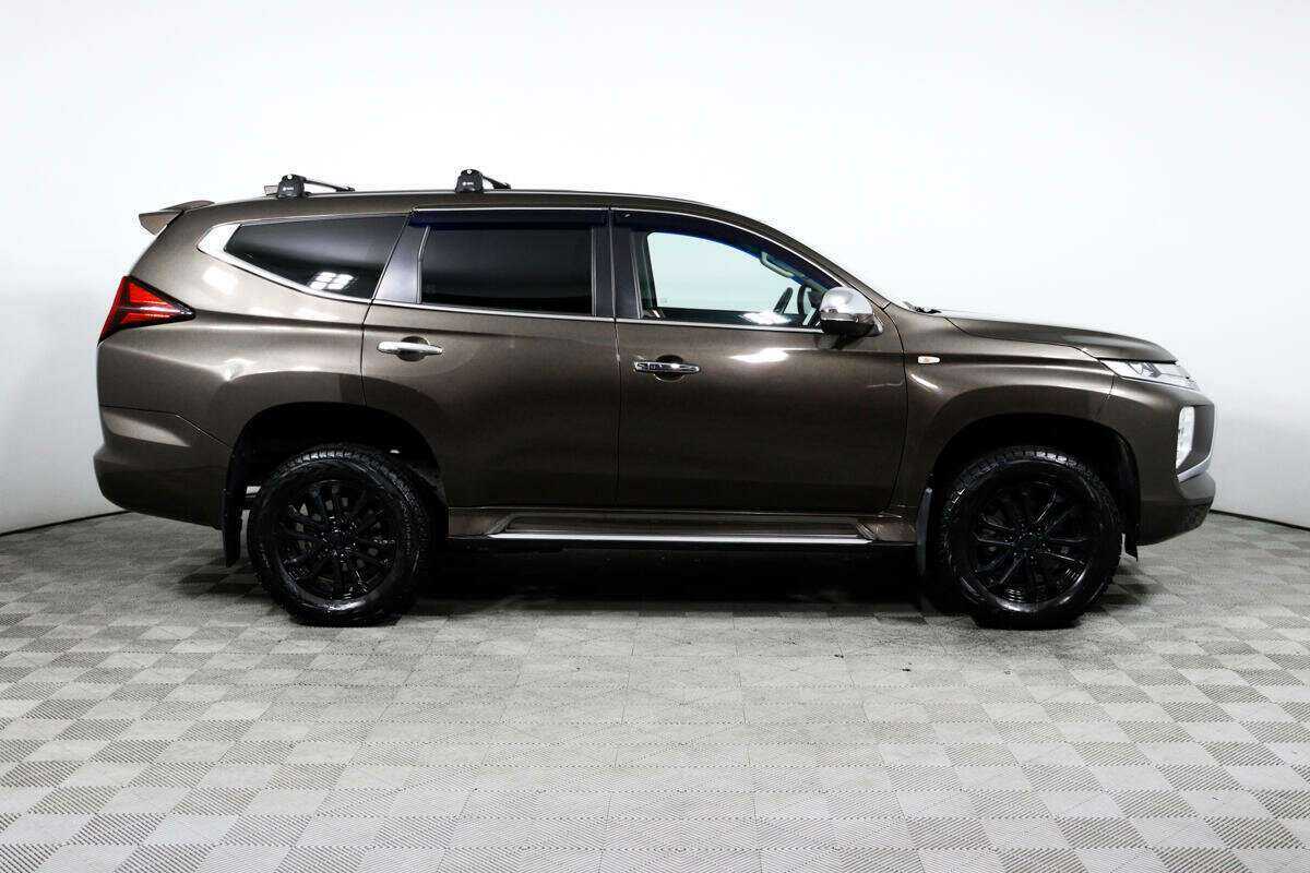 Купить Mitsubishi Montero Sport, 2022, 35 372 км, фото №4