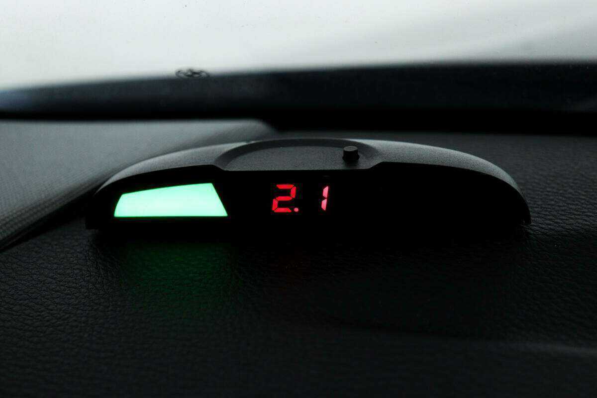 Купить BMW 1 серии 116i, 2008, 151 661 км, фото №15