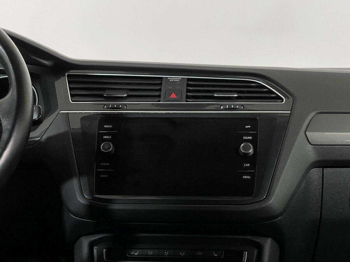 Купить Volkswagen Tiguan, 2019, 45 213 км, фото №12
