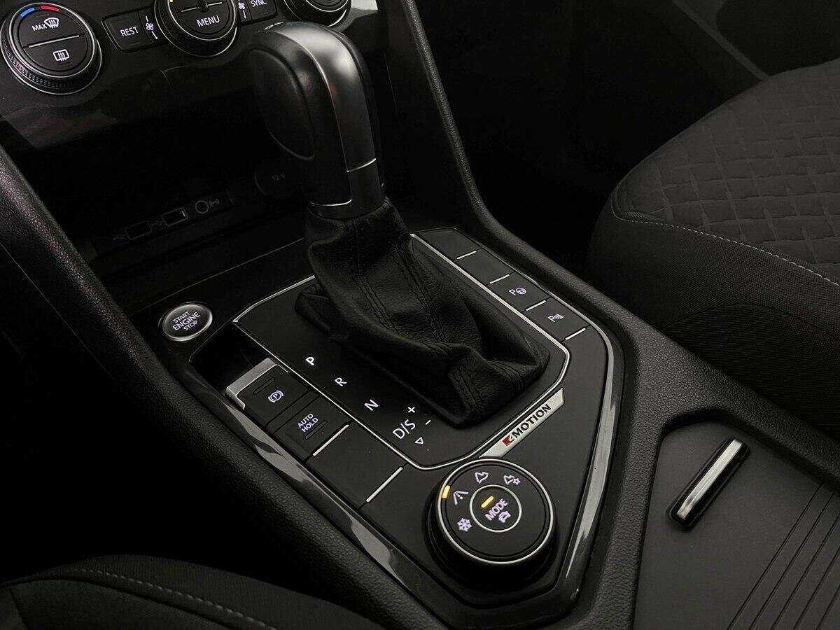 Купить Volkswagen Tiguan, 2019, 45 213 км, фото №14