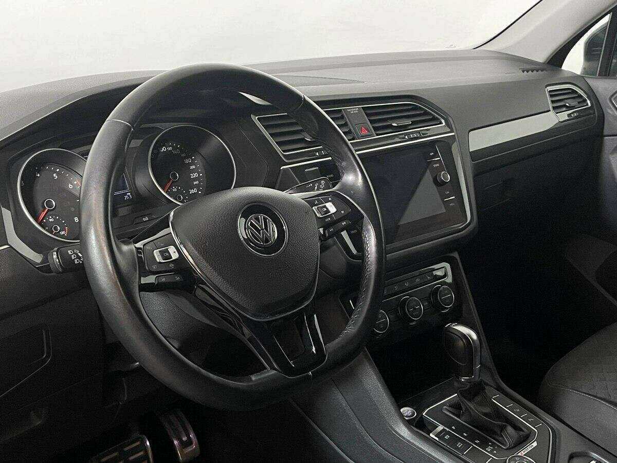 Купить Volkswagen Tiguan, 2019, 45 213 км, фото №15