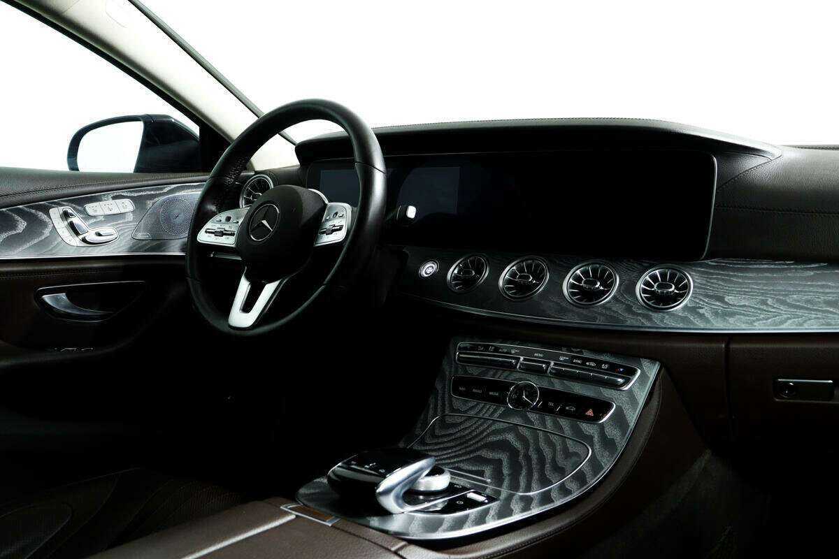 Купить Mercedes-Benz CLS 350, 2019, 65 978 км, фото №9