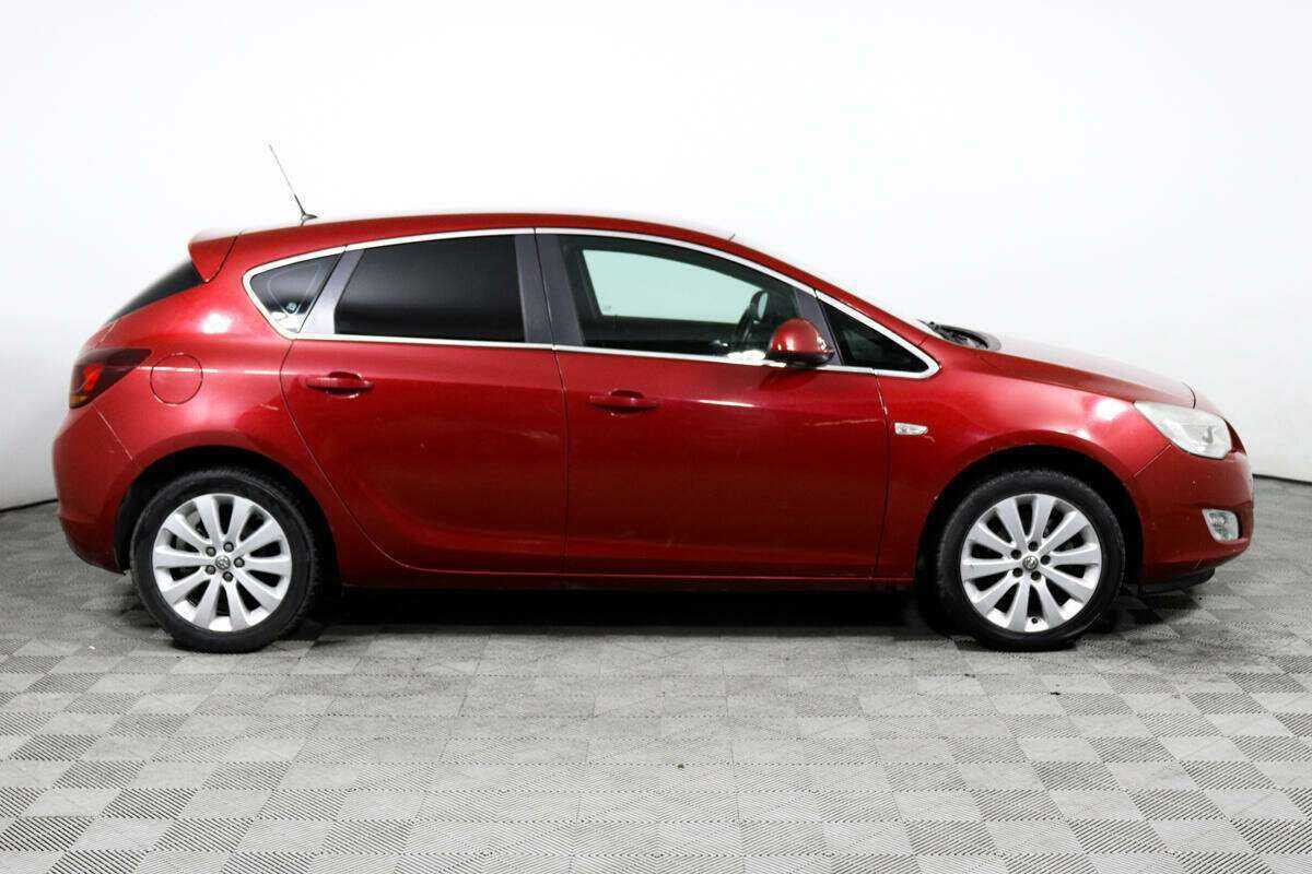Купить Opel Astra, 2011, 172 230 км, фото №4