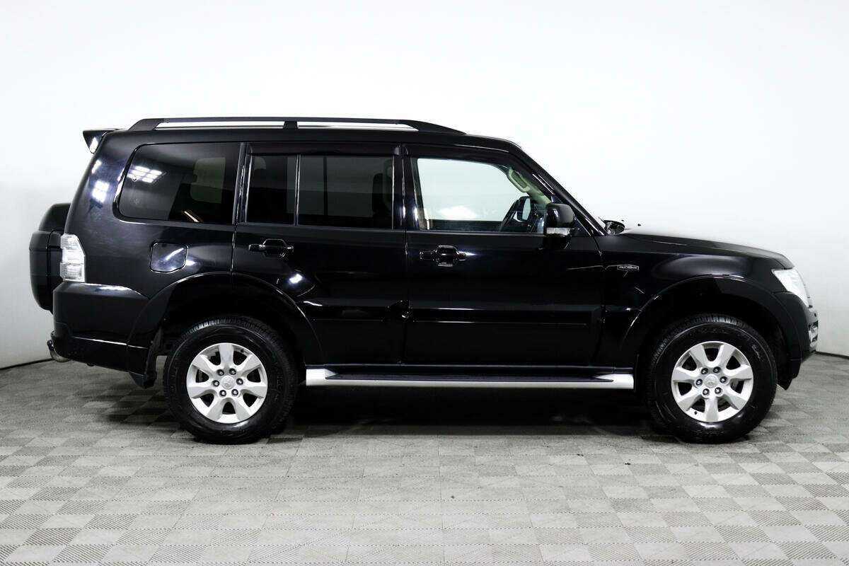 Купить Mitsubishi Pajero, 2018, 28 416 км, фото №4