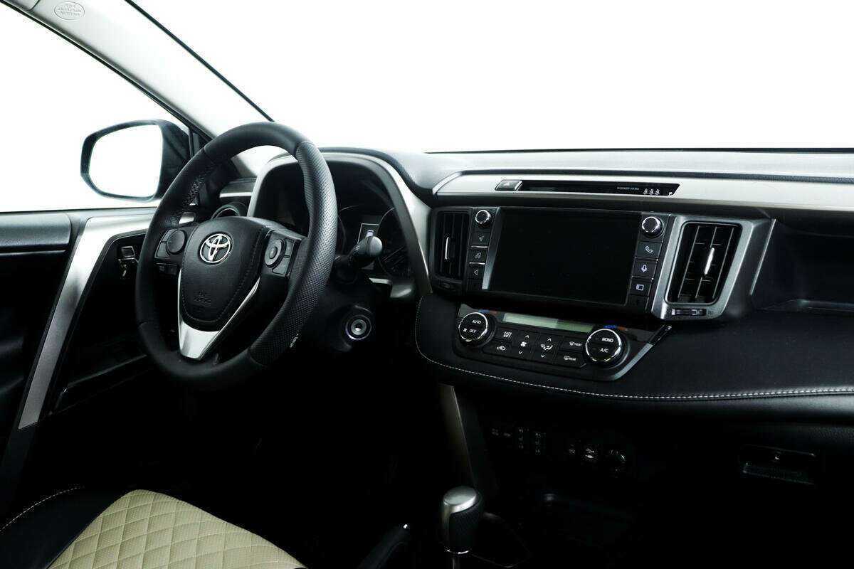 Купить Toyota RAV4, 2017, 158 636 км, фото №9